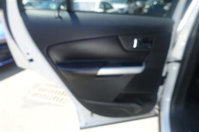 2014 Ford Edge SEL - Photo 12 - Newark, NJ 07104