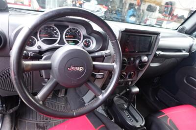 2007 Jeep Wrangler Sahara   - Photo 11 - Newark, NJ 07104