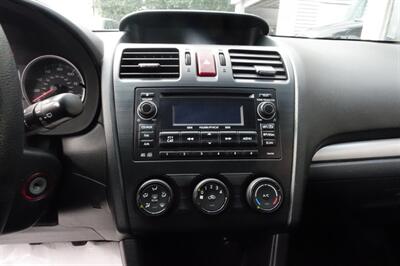2014 Subaru XV Crosstrek 2.0i Premium   - Photo 18 - Newark, NJ 07104