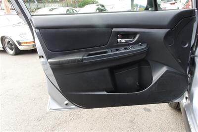 2014 Subaru XV Crosstrek 2.0i Premium   - Photo 10 - Newark, NJ 07104