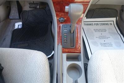 2004 Toyota Corolla LE - Photo 19 - Newark, NJ 07104