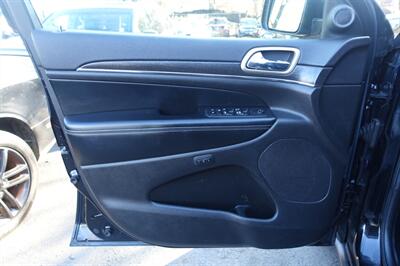 2017 Jeep Grand Cherokee Limited   - Photo 10 - Newark, NJ 07104