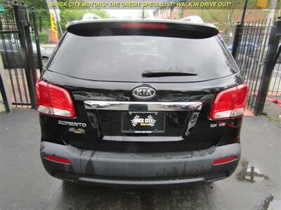 2011 Kia Sorento EX   - Photo 5 - Newark, NJ 07104