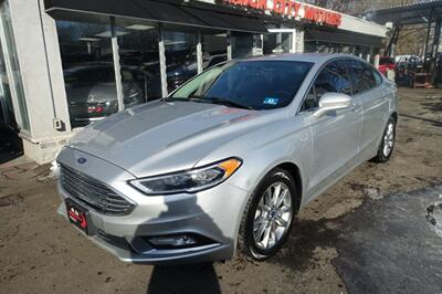 2017 Ford Fusion SE   - Photo 1 - Newark, NJ 07104
