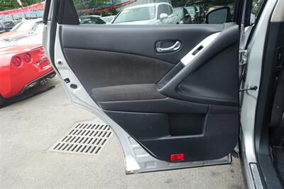 2009 Nissan Murano S   - Photo 12 - Newark, NJ 07104