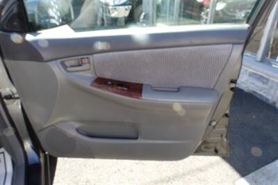 2005 Toyota Corolla LE   - Photo 15 - Newark, NJ 07104