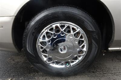 2001 Buick Century Custom   - Photo 20 - Newark, NJ 07104