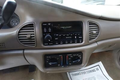 2001 Buick Century Custom   - Photo 19 - Newark, NJ 07104