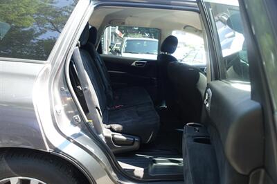 2015 Nissan Pathfinder SV - Photo 16 - Newark, NJ 07104