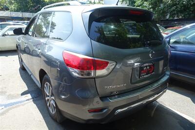 2015 Nissan Pathfinder SV - Photo 6 - Newark, NJ 07104