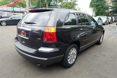 2007 Chrysler Pacifica Touring   - Photo 8 - Newark, NJ 07104