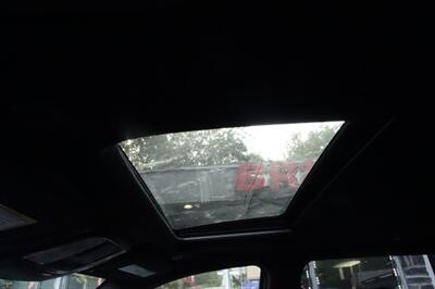 2020 Jeep Grand Cherokee Laredo   - Photo 21 - Newark, NJ 07104