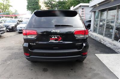 2020 Jeep Grand Cherokee Laredo   - Photo 7 - Newark, NJ 07104