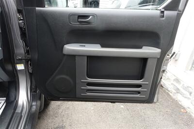 2005 Honda Element Y   - Photo 14 - Newark, NJ 07104