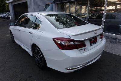 2017 Honda Accord Sport Special Editio   - Photo 6 - Newark, NJ 07104