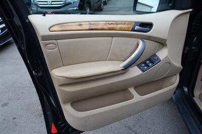 2004 BMW X5 3.0i - Photo 10 - Newark, NJ 07104
