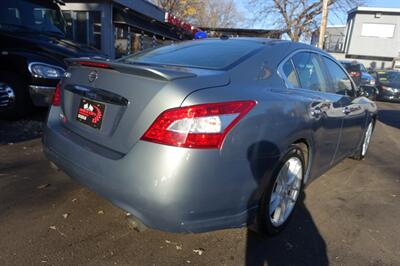 2010 Nissan Maxima 3.5 SV   - Photo 8 - Newark, NJ 07104