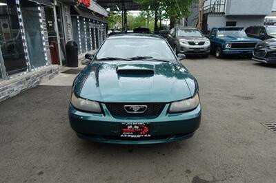 2001 Ford Mustang - Photo 2 - Newark, NJ 07104