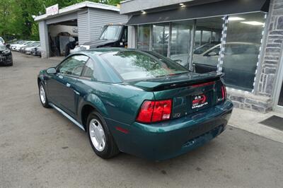 2001 Ford Mustang - Photo 6 - Newark, NJ 07104