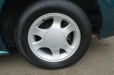 2001 Ford Mustang - Photo 20 - Newark, NJ 07104