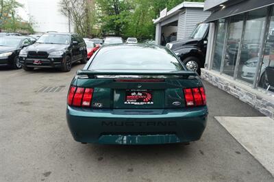 2001 Ford Mustang - Photo 7 - Newark, NJ 07104