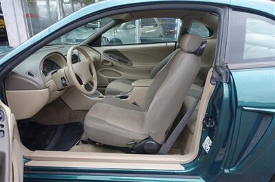 2001 Ford Mustang - Photo 9 - Newark, NJ 07104