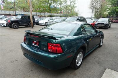 2001 Ford Mustang - Photo 5 - Newark, NJ 07104