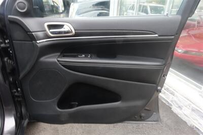 2015 Jeep Grand Cherokee Limited - Photo 15 - Newark, NJ 07104