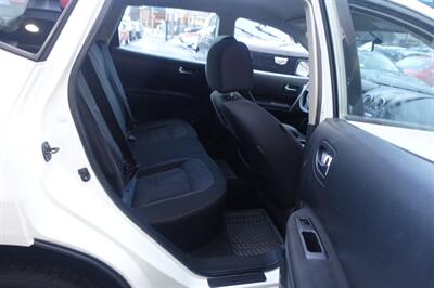 2013 Nissan Rogue S   - Photo 16 - Newark, NJ 07104