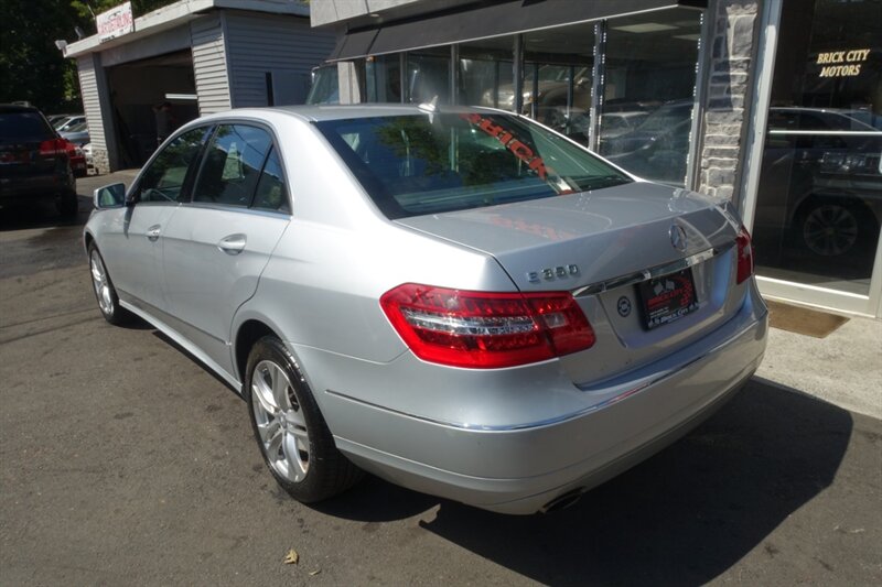 2010 Mercedes Benz E 350 photo 6
