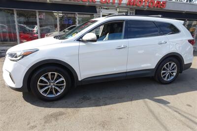 2018 Hyundai SANTA FE SE - Photo 4 - Newark, NJ 07104