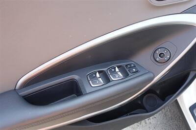 2018 Hyundai SANTA FE SE - Photo 15 - Newark, NJ 07104