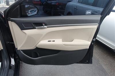 2020 Hyundai ELANTRA SE   - Photo 15 - Newark, NJ 07104