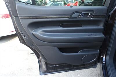 2013 Lincoln MKT EcoBoost   - Photo 12 - Newark, NJ 07104