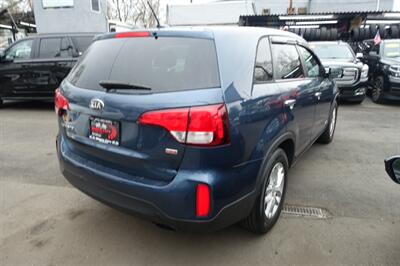 2015 Kia Sorento LX   - Photo 8 - Newark, NJ 07104