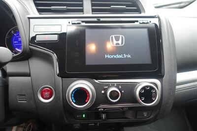 2015 Honda Fit EX   - Photo 18 - Newark, NJ 07104