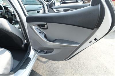 2013 Hyundai ELANTRA L   - Photo 17 - Newark, NJ 07104