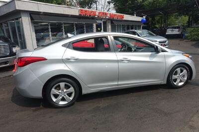 2013 Hyundai ELANTRA L   - Photo 5 - Newark, NJ 07104