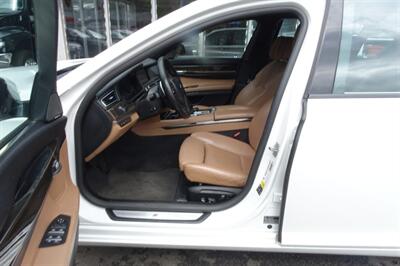 2015 BMW 750Li xDrive   - Photo 9 - Newark, NJ 07104