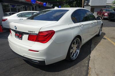 2012 BMW 750i xDrive   - Photo 8 - Newark, NJ 07104