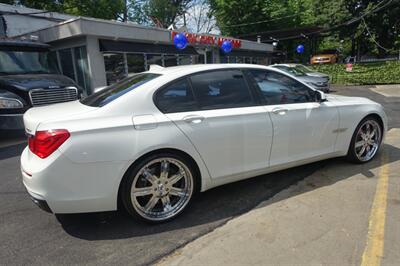 2012 BMW 750i xDrive   - Photo 5 - Newark, NJ 07104