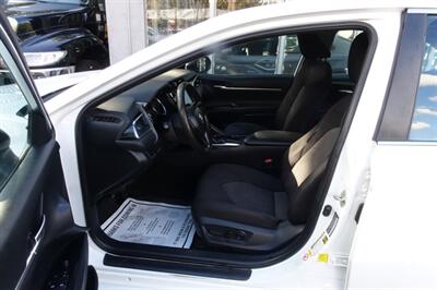 2018 Toyota Camry LE   - Photo 9 - Newark, NJ 07104