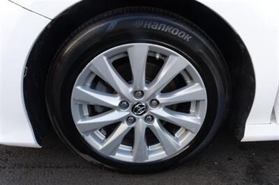 2018 Toyota Camry LE   - Photo 22 - Newark, NJ 07104