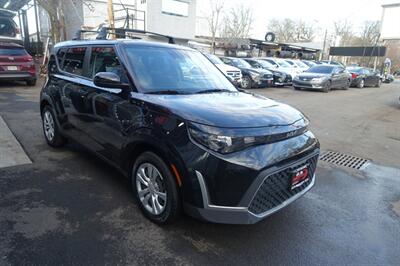 2023 Kia Soul LX   - Photo 3 - Newark, NJ 07104