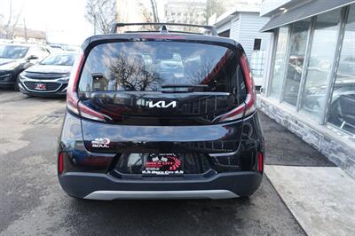 2023 Kia Soul LX   - Photo 7 - Newark, NJ 07104