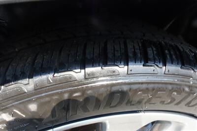 2011 Hyundai SONATA Limited   - Photo 23 - Newark, NJ 07104
