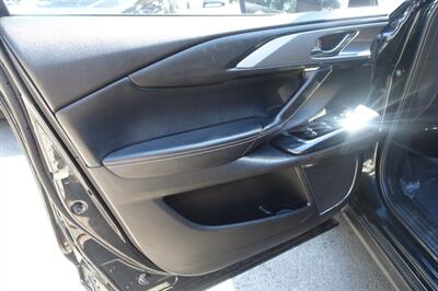 2023 Mazda CX-9 Carbon Edition   - Photo 15 - Newark, NJ 07104