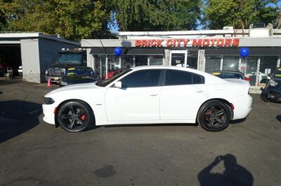 2016 Dodge Charger R/T   - Photo 4 - Newark, NJ 07104