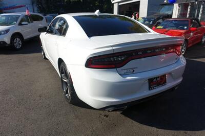 2016 Dodge Charger R/T   - Photo 6 - Newark, NJ 07104