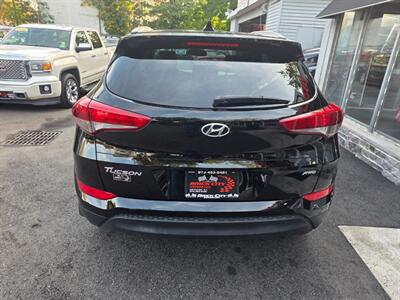 2018 Hyundai TUCSON SE - Photo 7 - Newark, NJ 07104